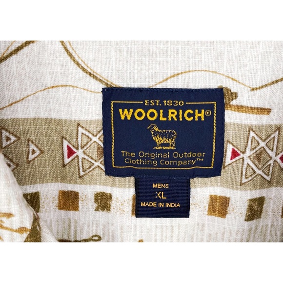 Woolrich Fly Fishing Lures Hook Novelty Men's XL Short Sleeve Button Front Shirt - Picture 2 of 4